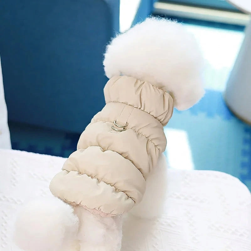 Manteau matelassé avec col en fourrure