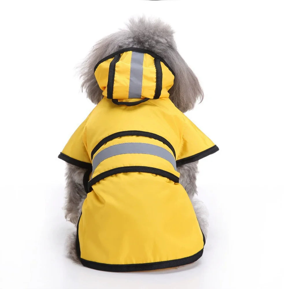 Détail de la capuche de l'imperméable