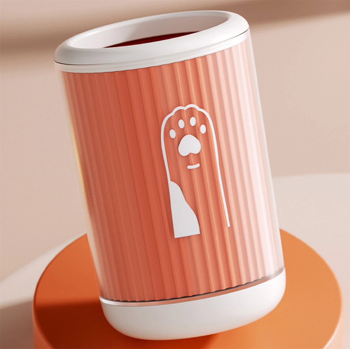 Gobelet lave-pattes orange